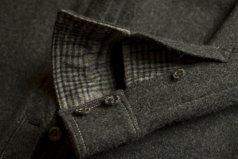 Women's midweight merino Mountain Shirt - Image 8
