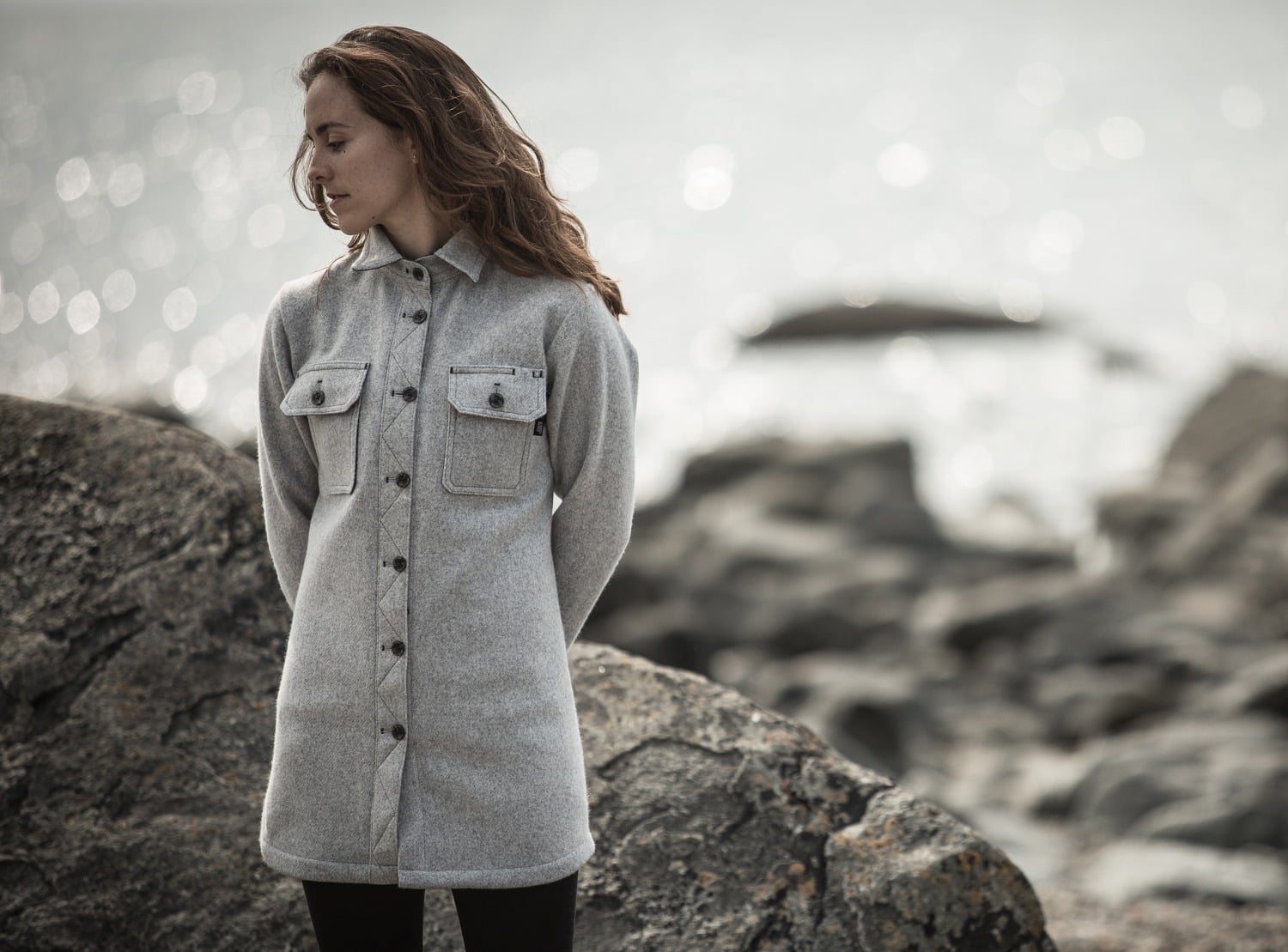 Women's midweight merino Mountain Shirt - Image 3