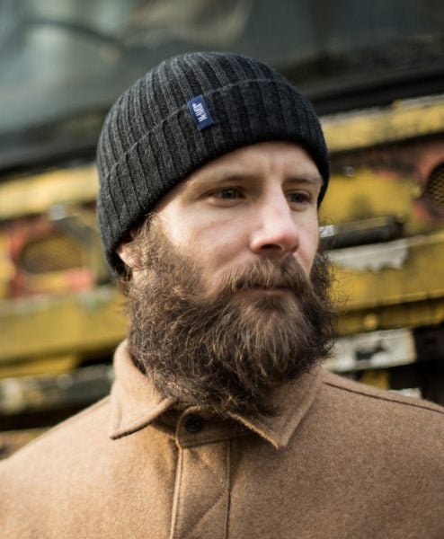 McNair Men's merino hat in charcoal