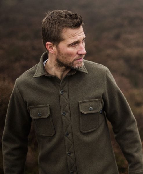 Men's heavy weight merino mountain shirt in dark sage