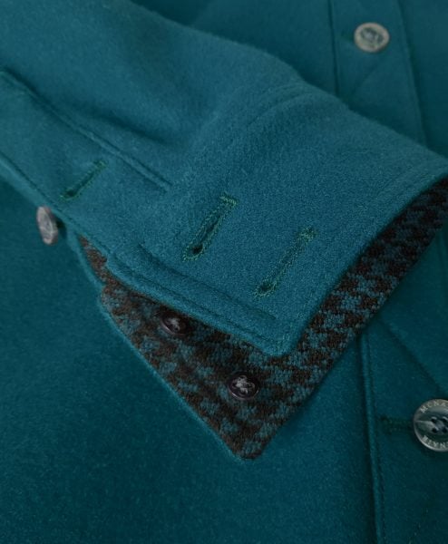 Merino shirt in Lagoon - cuff detail